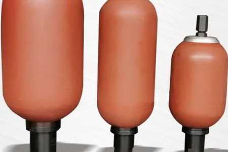 蓄能器在風力發(fā)電系統(tǒng)中的應用受到關注和重視