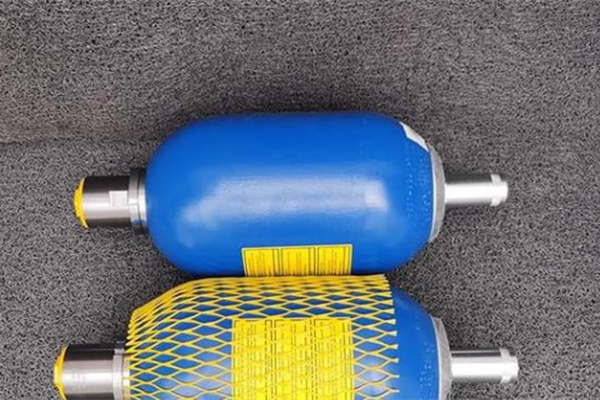 蓄能器選擇與維護(hù)，必備知識(shí)分享！ 圖2