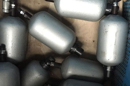 蓄能器如何運輸和搬運？朝日為大家科普！